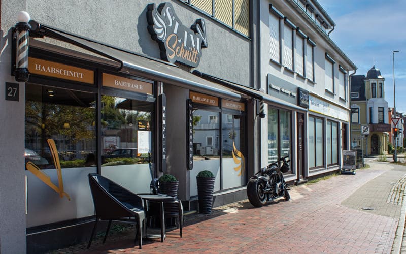 slimschnitt-friseur-aussenansicht Aussenansicht des Herrenfriseursalons EliasSchnitt