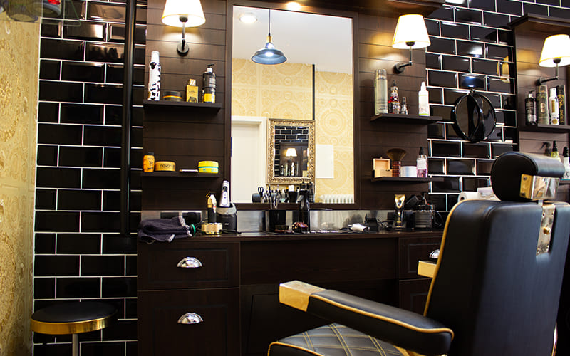 slimschnitt-salon-1 Moderner und bequemer Friseurstuhl